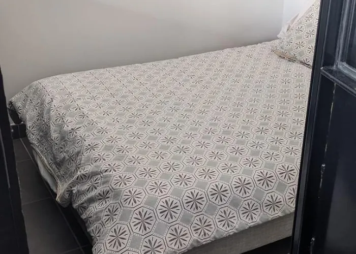 Comfortable Near Transport Apartament